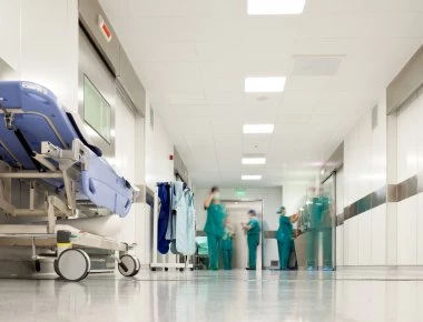 ΠΟΕΔΗΝ: «Διοικήτρια νοσοκομείου έπαιρνε τη σύνταξη του πατέρα της- Της έγινε και προνομιακή ρύθμιση επί ΣΥΡΙΖΑ»